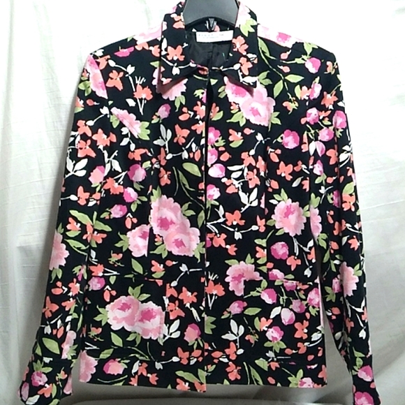 First Issue Jackets & Blazers - SALE! Like New First Issue A Liz Claiborne Company Floral Print Jacket Sz.L